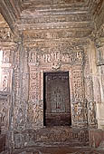 Khajuraho - Matangesvara temple - the Shiva lingam